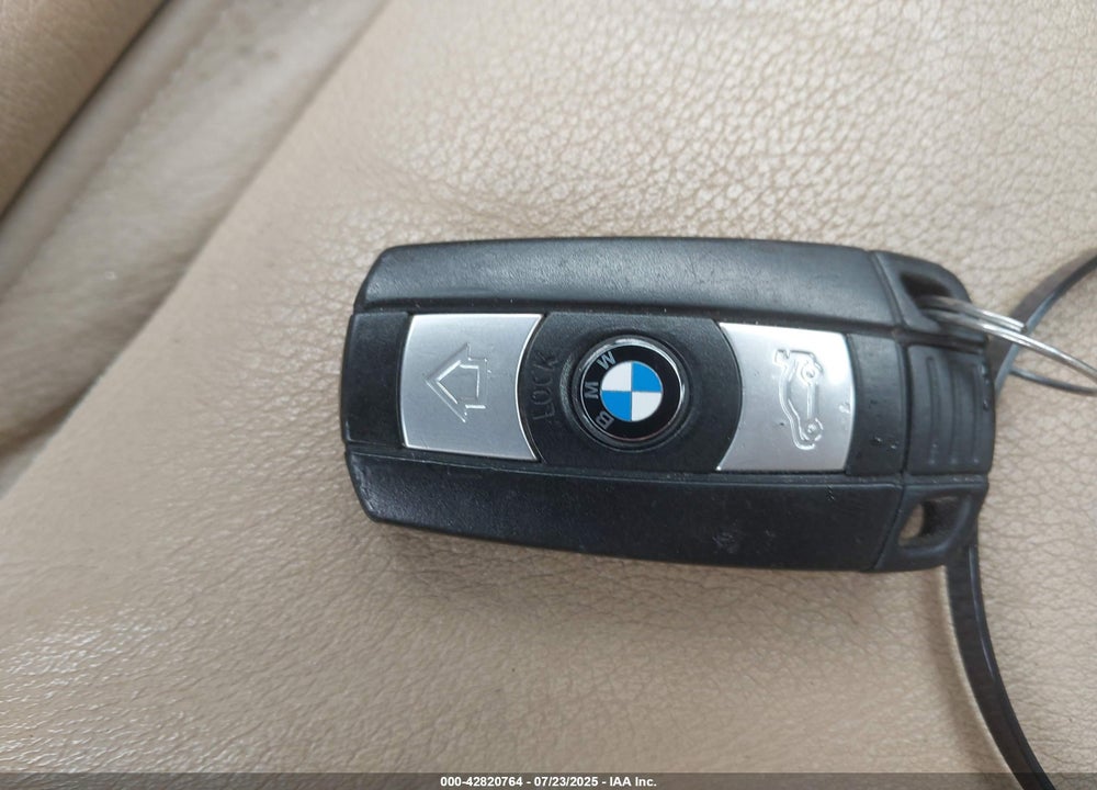 2007 BMW 3 SERIES VIN: WBAVB73517VF53026