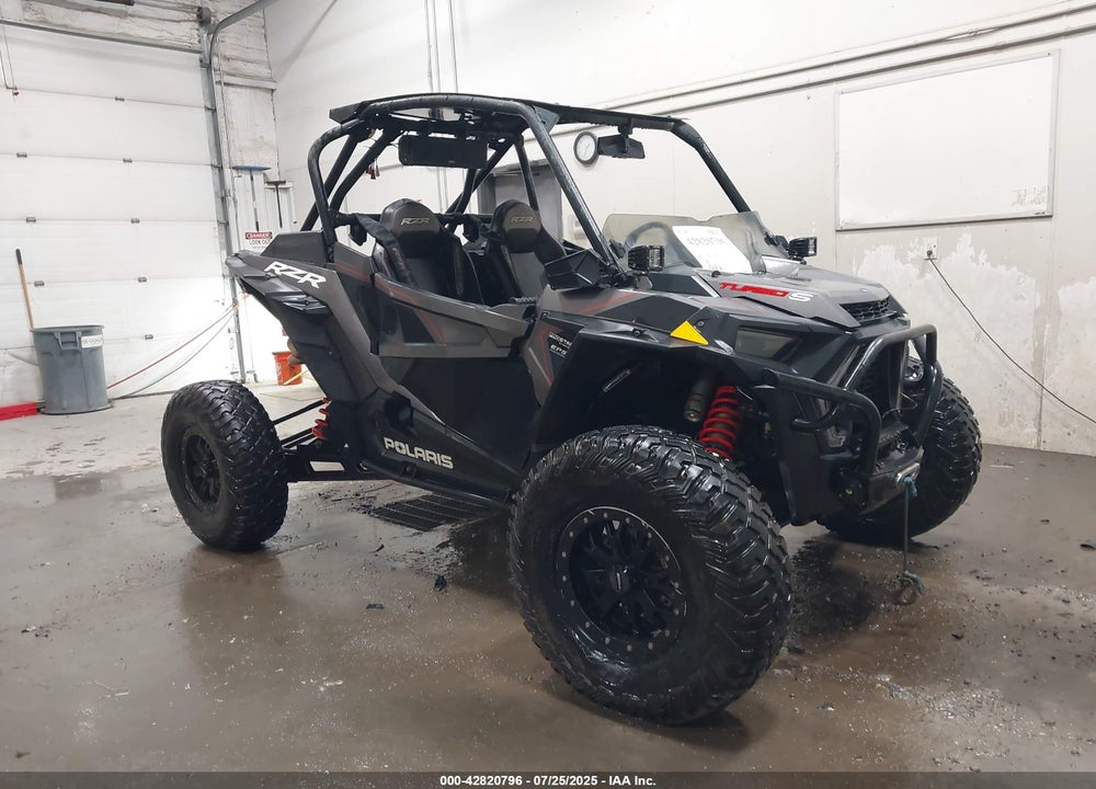 2019 POLARIS RZR VIN: 3NSVEE925KF782646