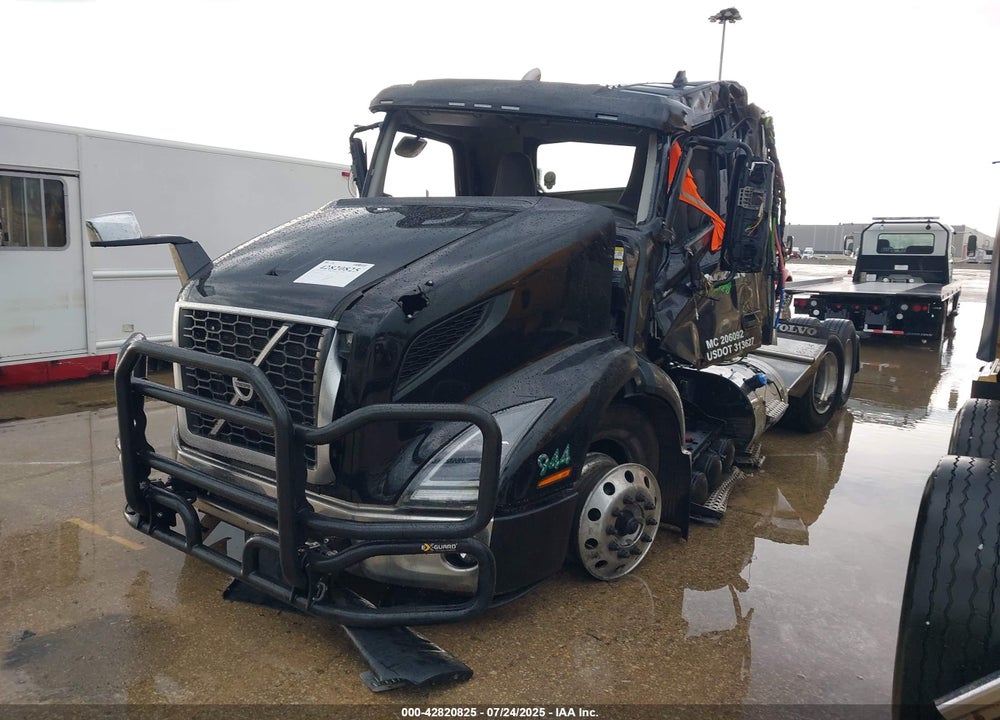 2025 VOLVO VNR VIN: 4V4WC9EH2SN672771