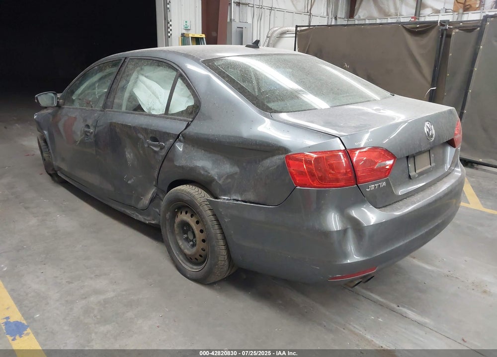 2014 VOLKSWAGEN JETTA 1.8T SE VIN: 3VWD17AJ4EM222685