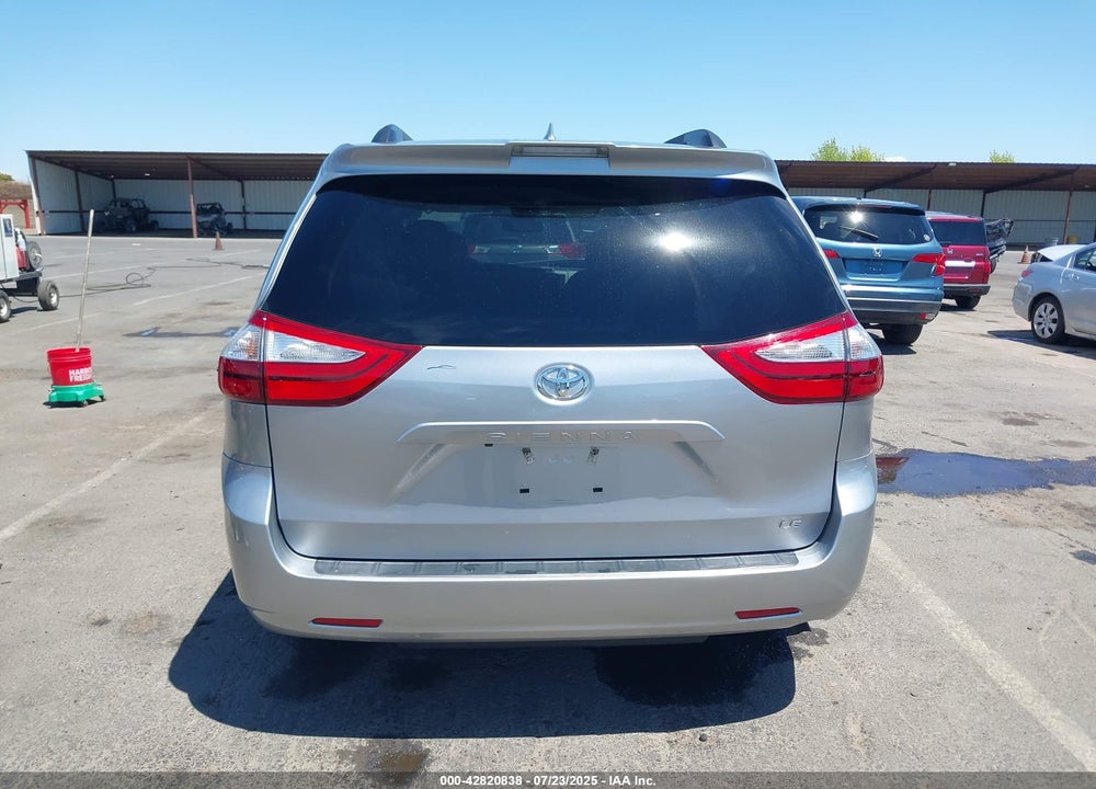 2018 TOYOTA SIENNA LE 8 PASSENGER VIN: 5TDKZ3DC3JS908591