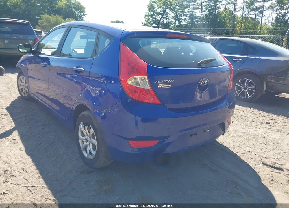 2013 HYUNDAI ACCENT VIN: KMHCT5AE0DU082236