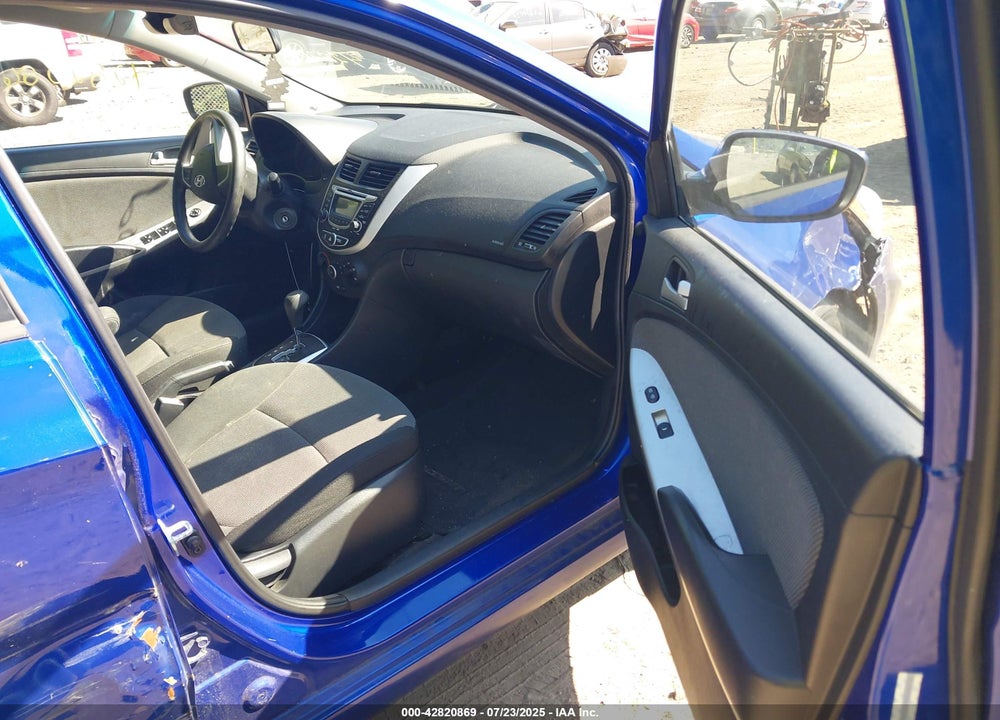 2013 HYUNDAI ACCENT VIN: KMHCT5AE0DU082236