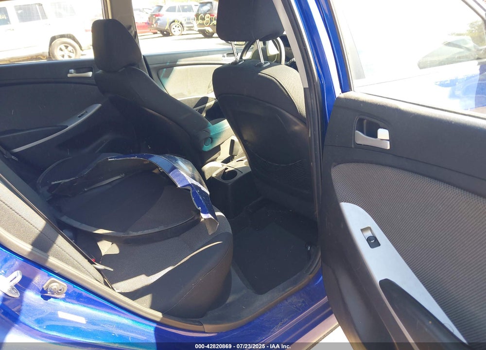 2013 HYUNDAI ACCENT VIN: KMHCT5AE0DU082236