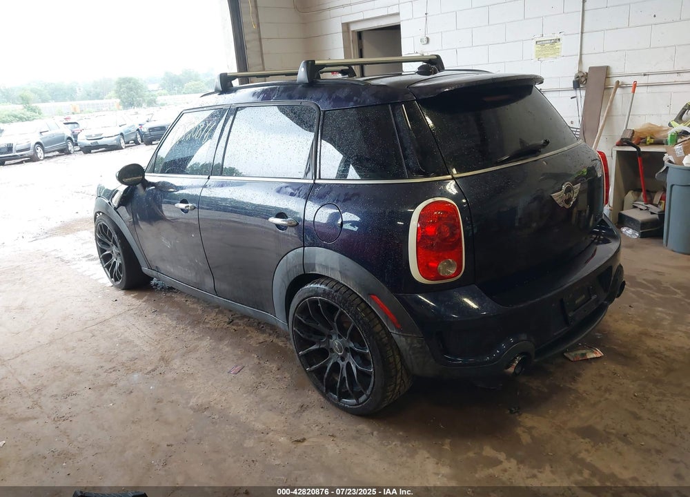 2011 MINI COOPER VIN: WMWZC3C52BWM25644
