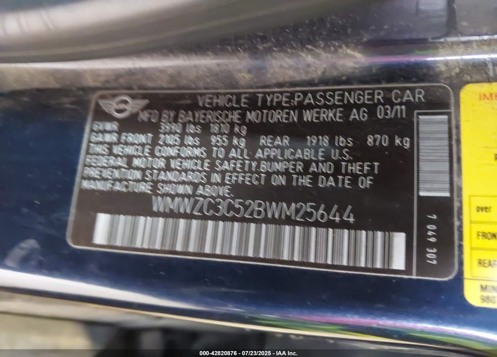 2011 MINI COOPER VIN: WMWZC3C52BWM25644