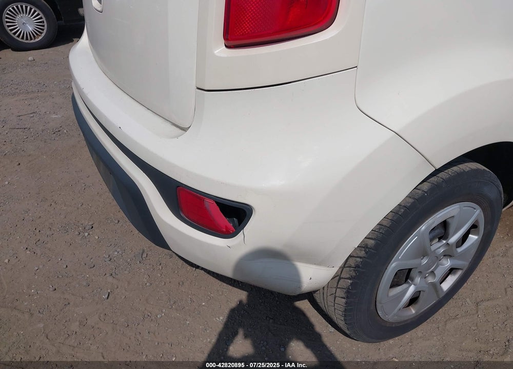 2012 KIA SOUL VIN: KNDJT2A50C7435985