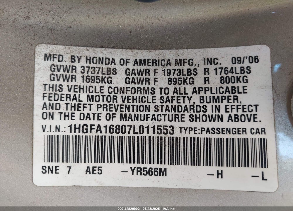 2007 HONDA CIVIC VIN: 1HGFA16807L011553