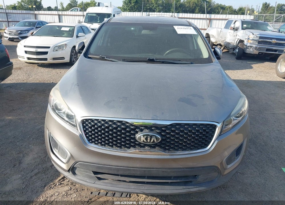 2016 KIA SORENTO VIN: 5XYPG4A34GG041505
