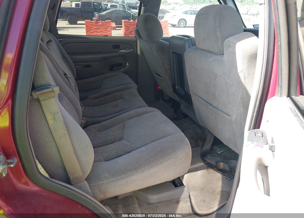 2004 CHEVROLET TAHOE VIN: 1GNEC13V34R296957