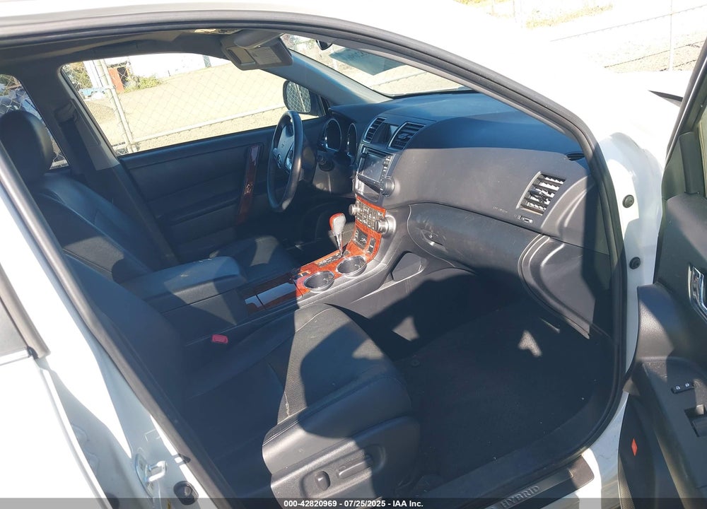 2013 TOYOTA HIGHLANDER HYBRID VIN: JTEDC3EHXD2016981