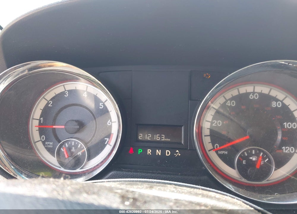 2013 DODGE GRAND CARAVAN VIN: 2C4RDGCG4DR528021