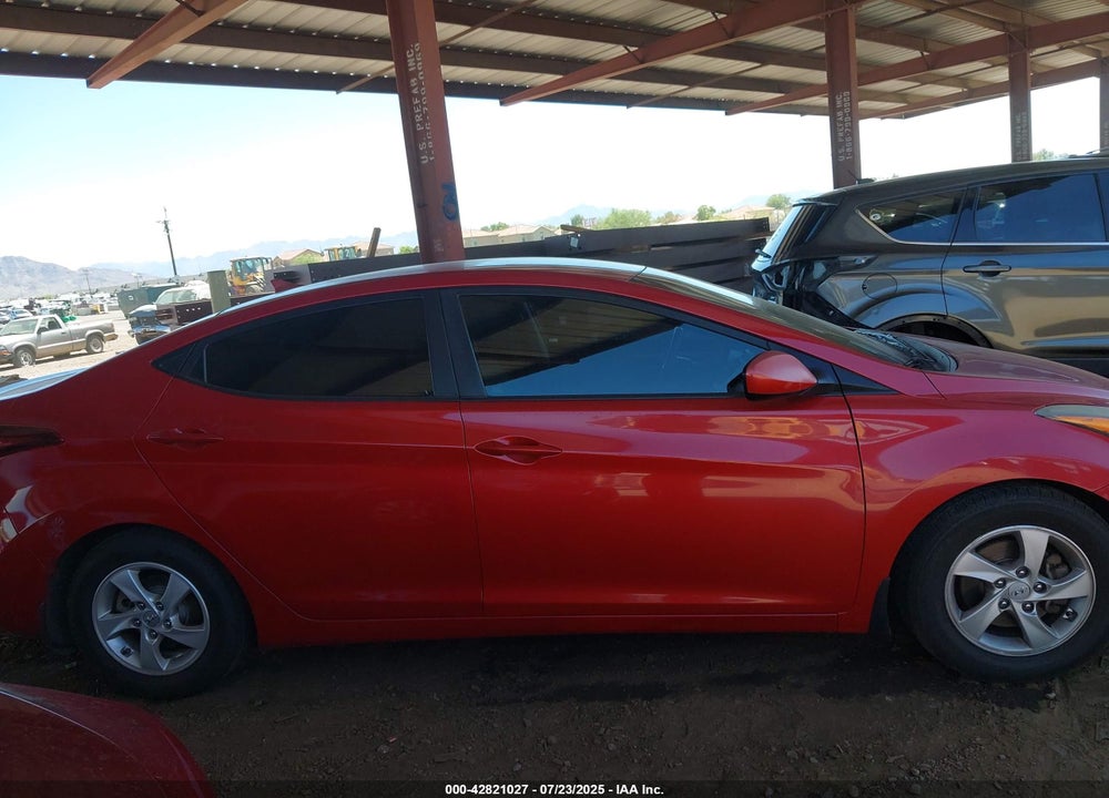 2015 HYUNDAI ELANTRA VIN: KMHDH4AE2FU458891