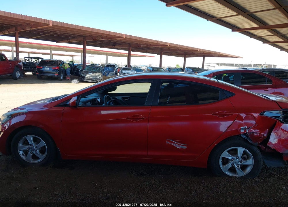 2015 HYUNDAI ELANTRA VIN: KMHDH4AE2FU458891