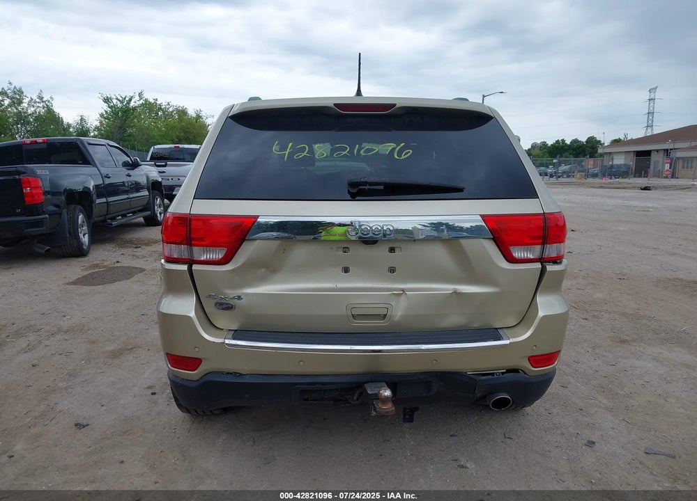2011 JEEP GRAND CHEROKEE VIN: 1J4RR6GG2BC557619