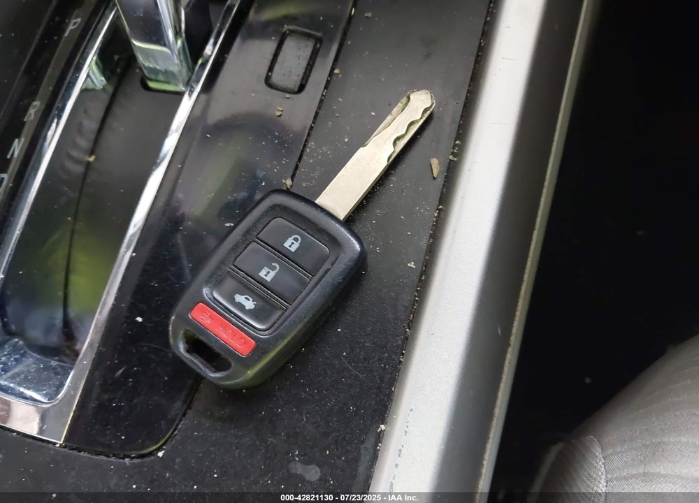 2015 HONDA ACCORD VIN: 1HGCR2F37FA092986