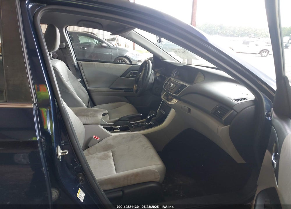 2015 HONDA ACCORD VIN: 1HGCR2F37FA092986