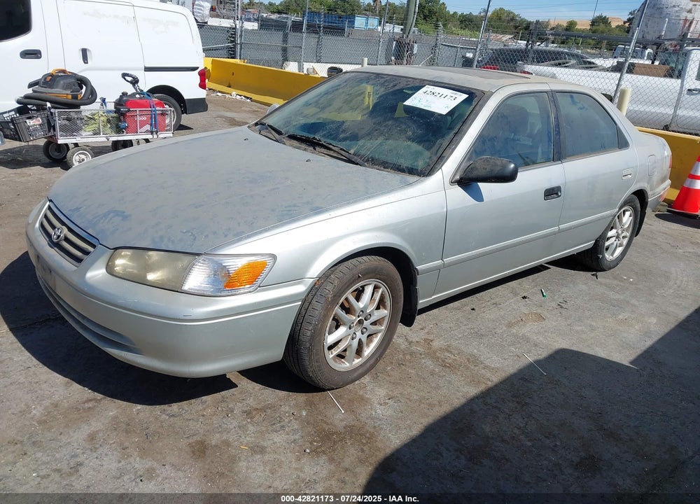 2001 TOYOTA CAMRY XLE V6 VIN: 4T1BF28K81U963484