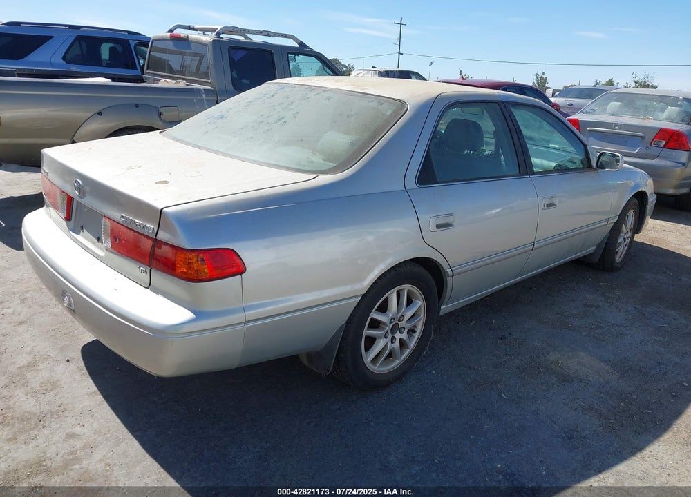 2001 TOYOTA CAMRY XLE V6 VIN: 4T1BF28K81U963484