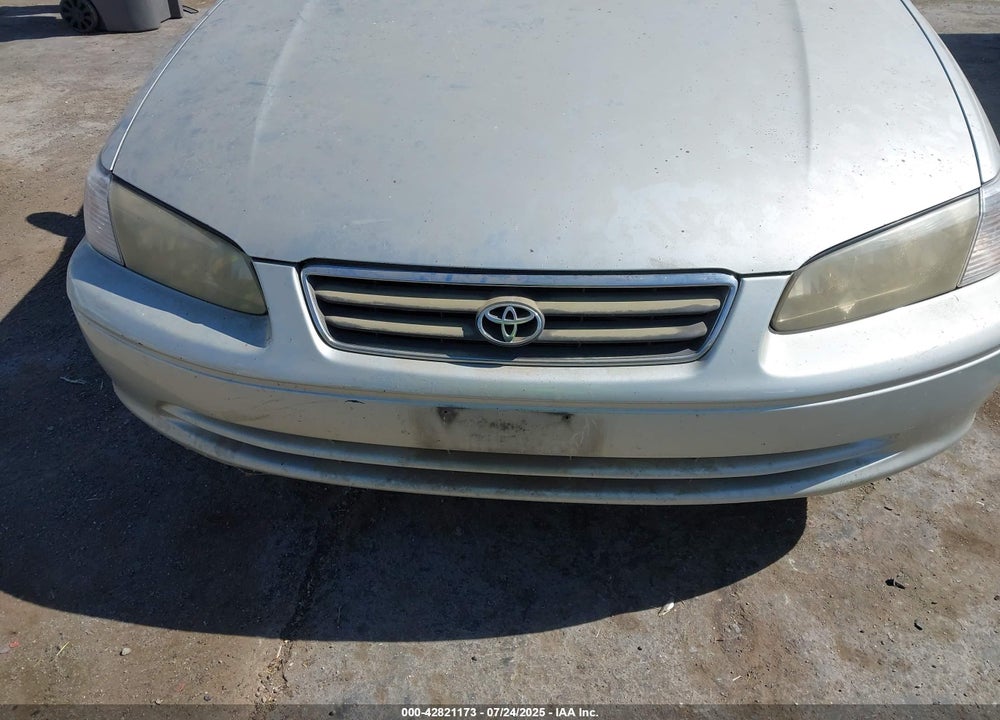 2001 TOYOTA CAMRY XLE V6 VIN: 4T1BF28K81U963484