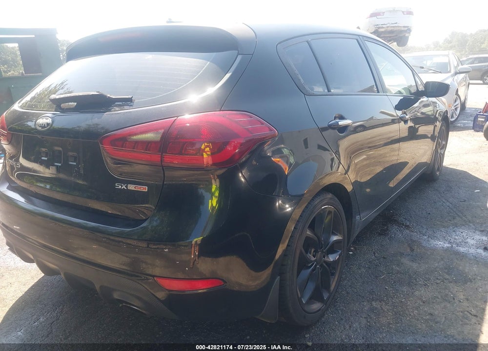 2015 KIA FORTE VIN: KNAFZ5A34F5283906