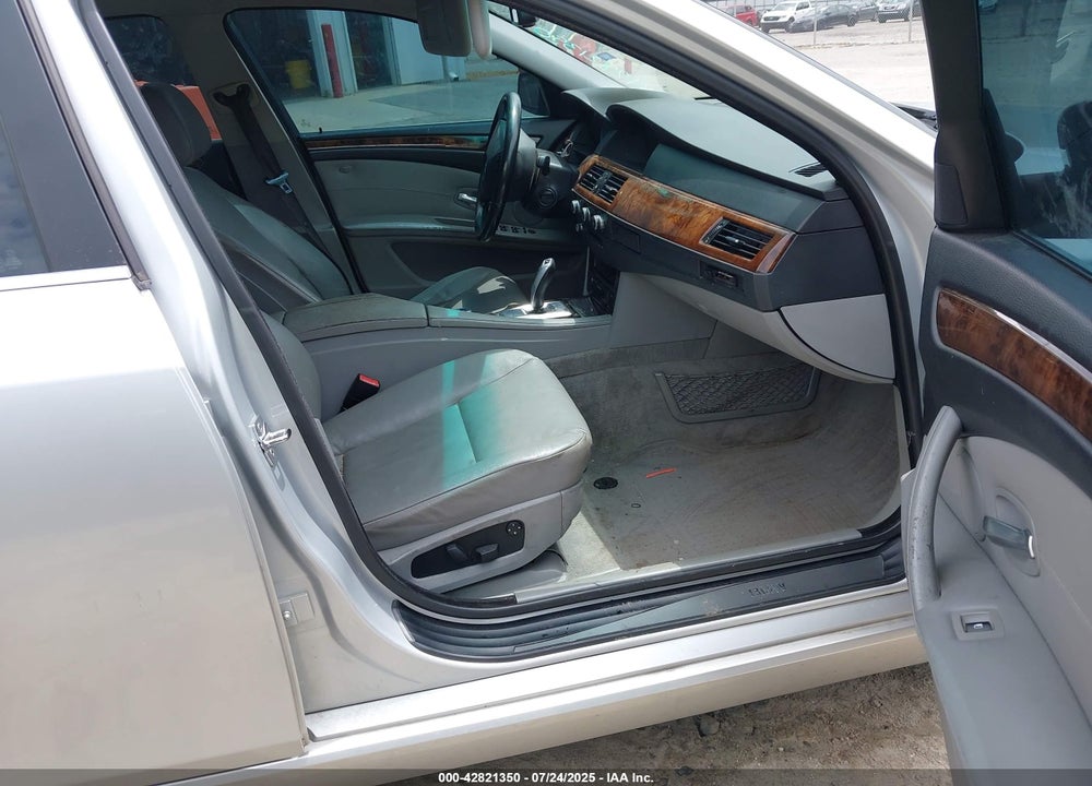 2010 BMW 5 SERIES VIN: WBANU5C50AC124409