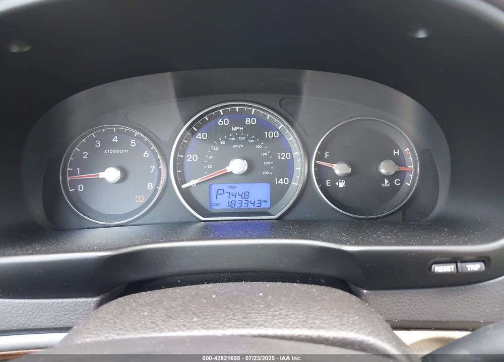 2012 HYUNDAI SANTA FE VIN: 5XYZKDAG4CG118443