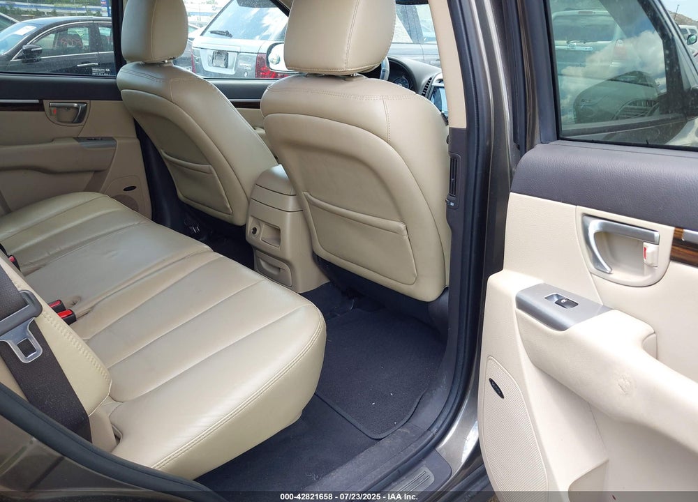 2012 HYUNDAI SANTA FE VIN: 5XYZKDAG4CG118443
