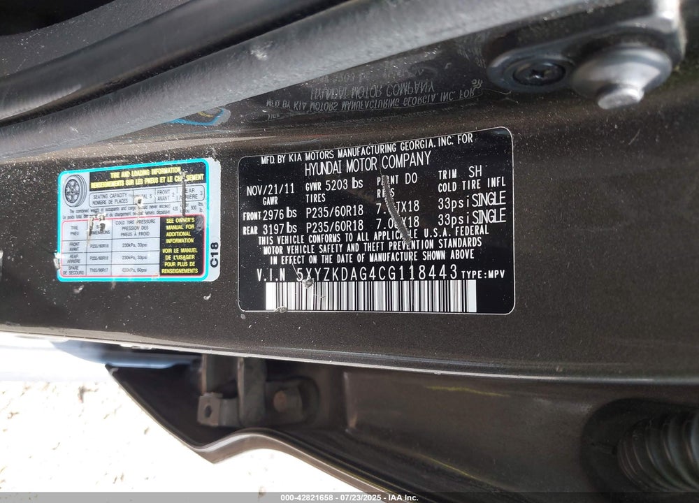 2012 HYUNDAI SANTA FE VIN: 5XYZKDAG4CG118443
