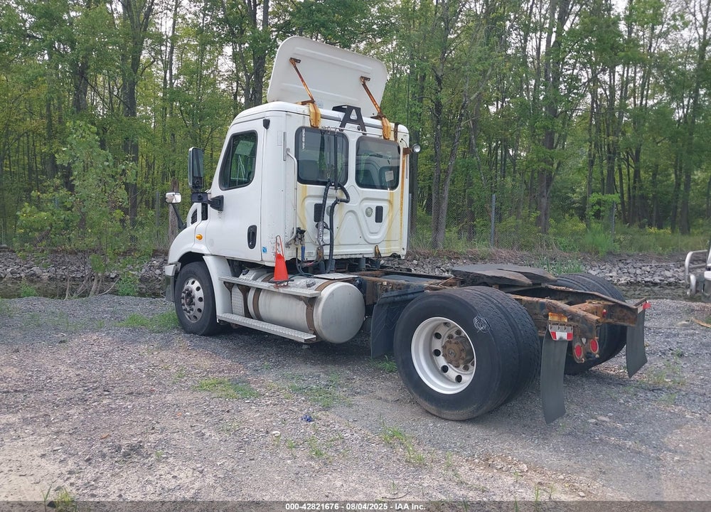 2013 FREIGHTLINER CASCADIA 113 VIN: 1FUBGADV8DLBW3527