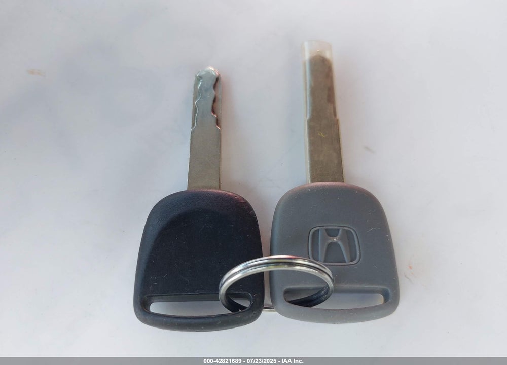 2003 HONDA CIVIC LX VIN: 1HGES16583L026374