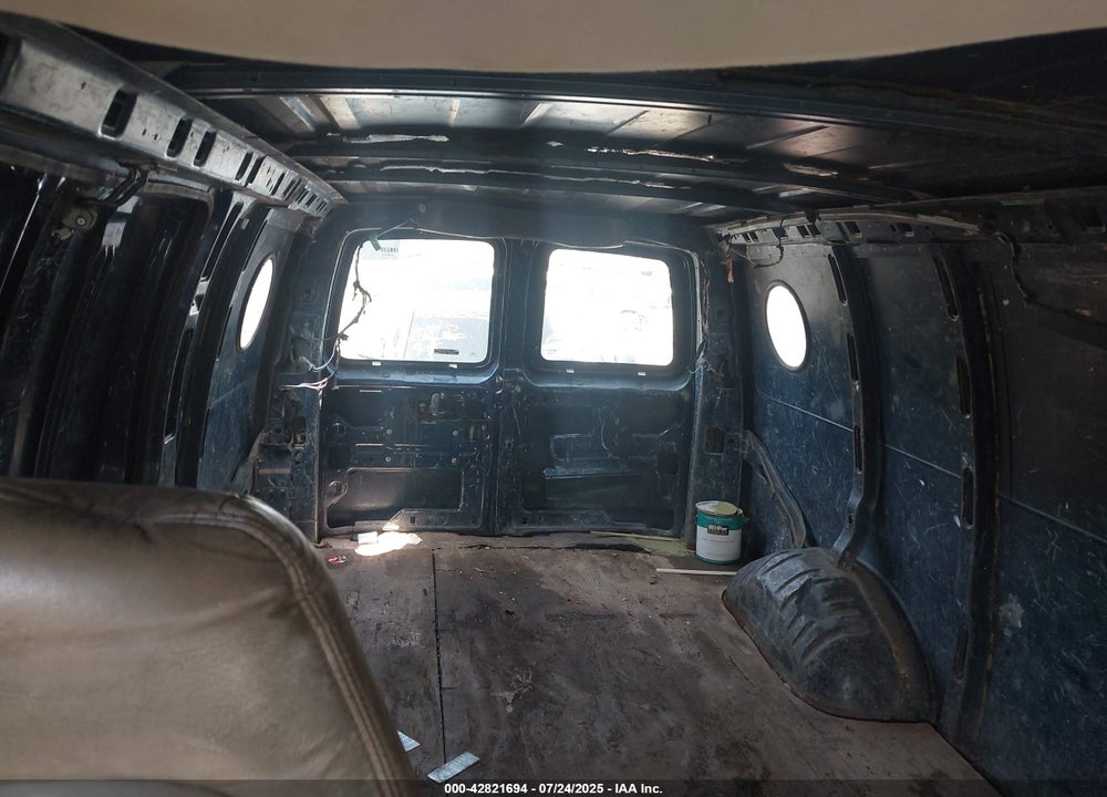 2001 CHEVROLET EXPRESS VIN: 1GCHG35R311153944