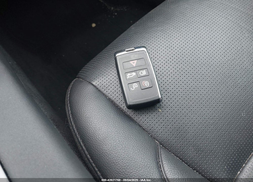 2020 LAND ROVER DISCOVERY SPORT VIN: SALCJ2FX1LH877525