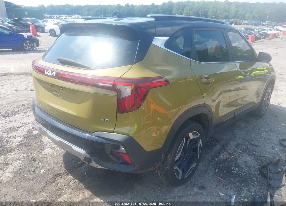 2024 KIA SELTOS VIN: KNDETCA79R7568357