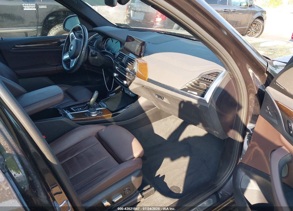 2019 BMW X3 VIN: 5UXTS3C55K0Z10180