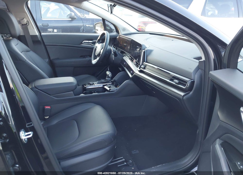 2025 KIA SPORTAGE VIN: 5XYK33DF1SG305018