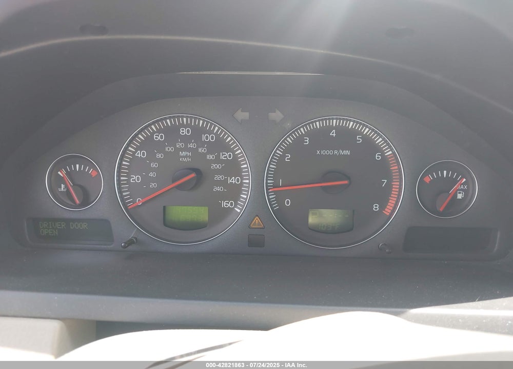 2006 VOLVO XC90 VIN: YV4CZ852261302577