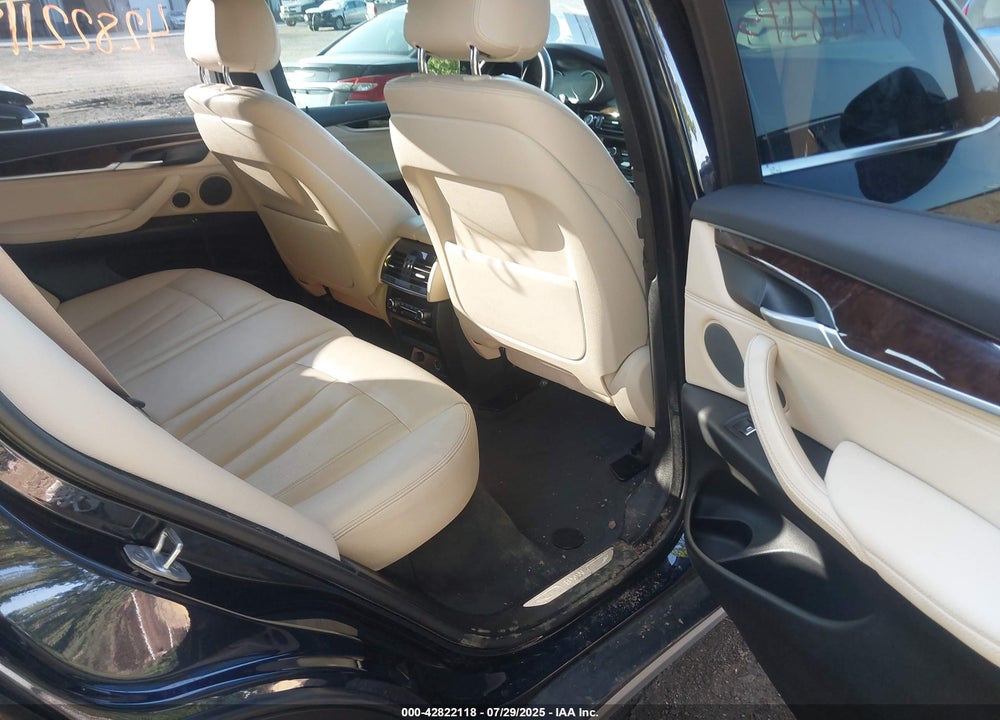 2018 BMW X5 VIN: 5UXKR0C52J0X84395