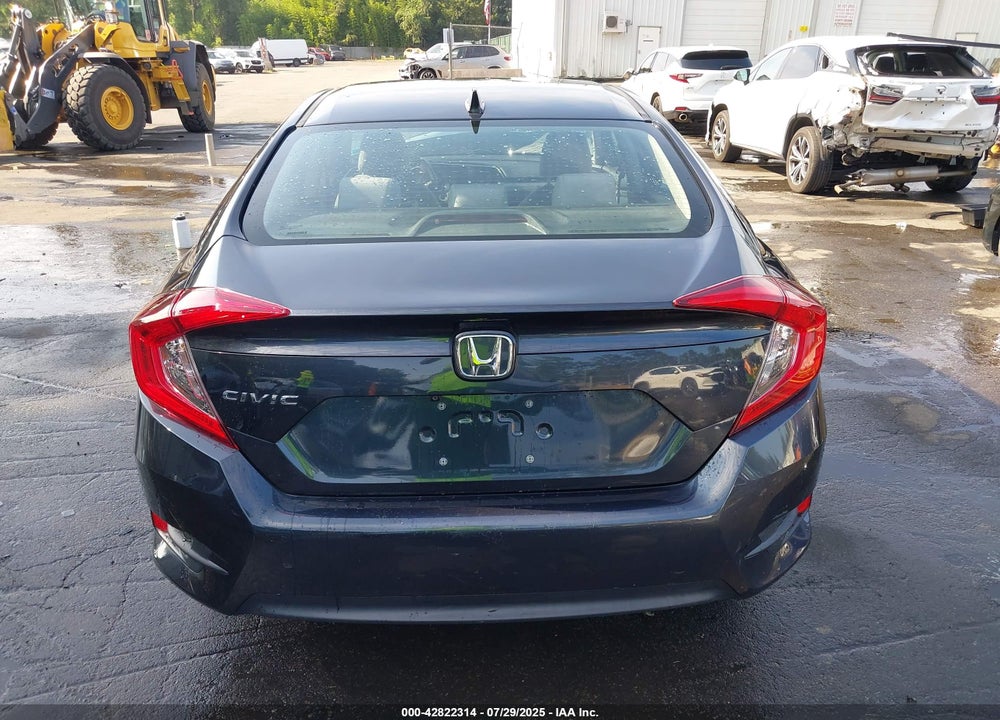 2018 HONDA CIVIC VIN: 2HGFC2F71JH579953