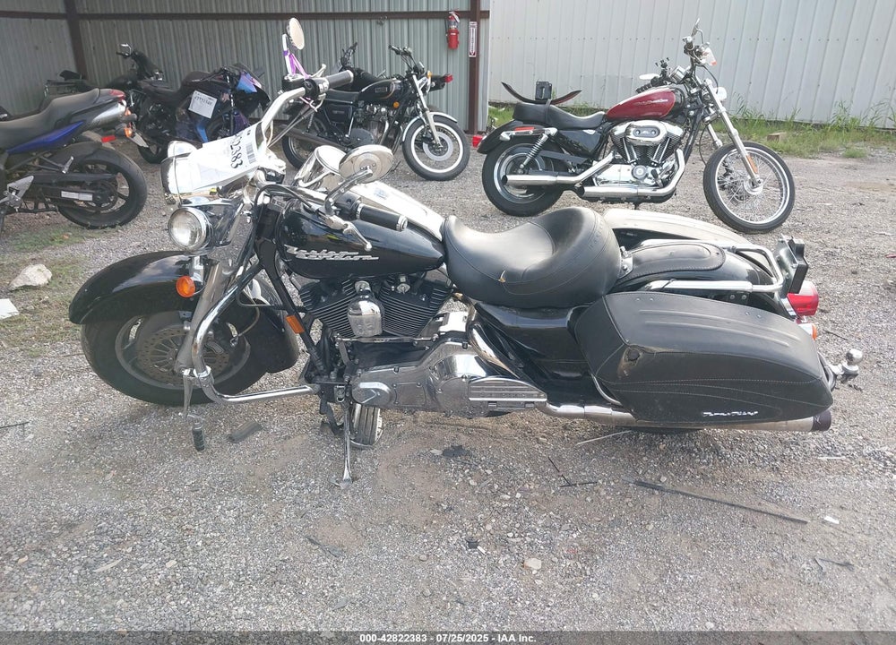 2004 HARLEY-DAVIDSON FLHRS ROAD KING VIN: 1HD1FXV104Y728825