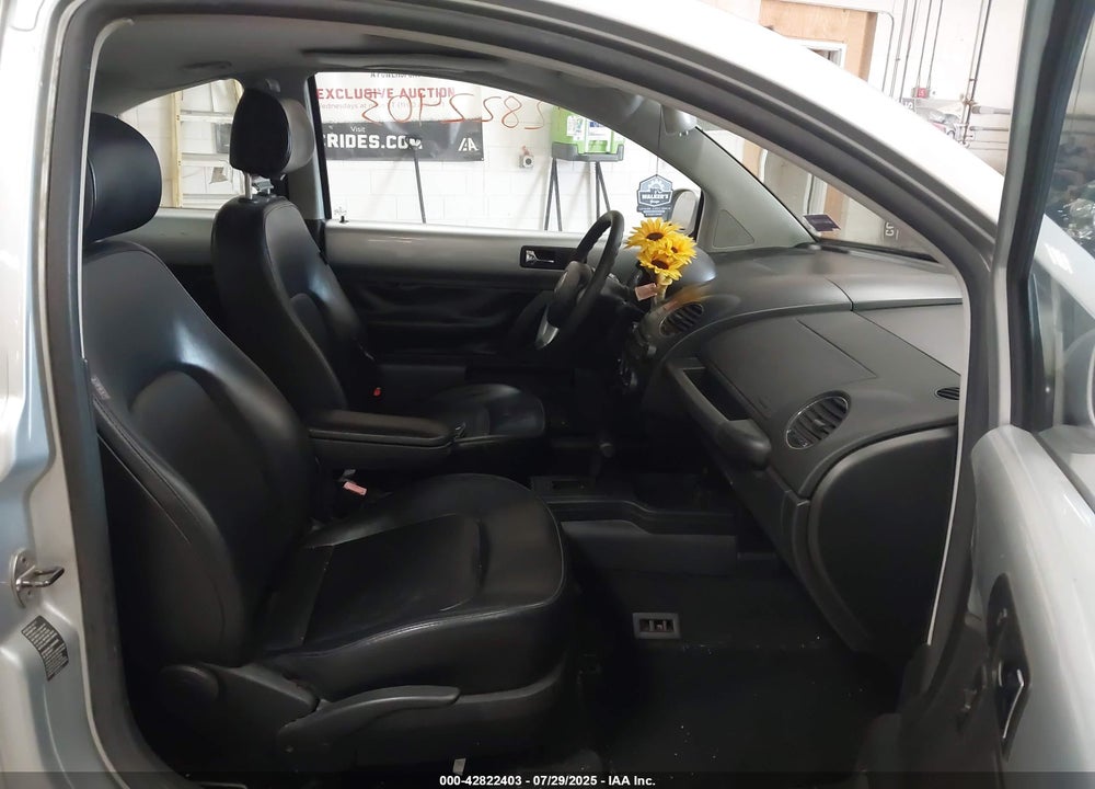 2006 VOLKSWAGEN BEETLE VIN: 3VWRW31CX6M400716