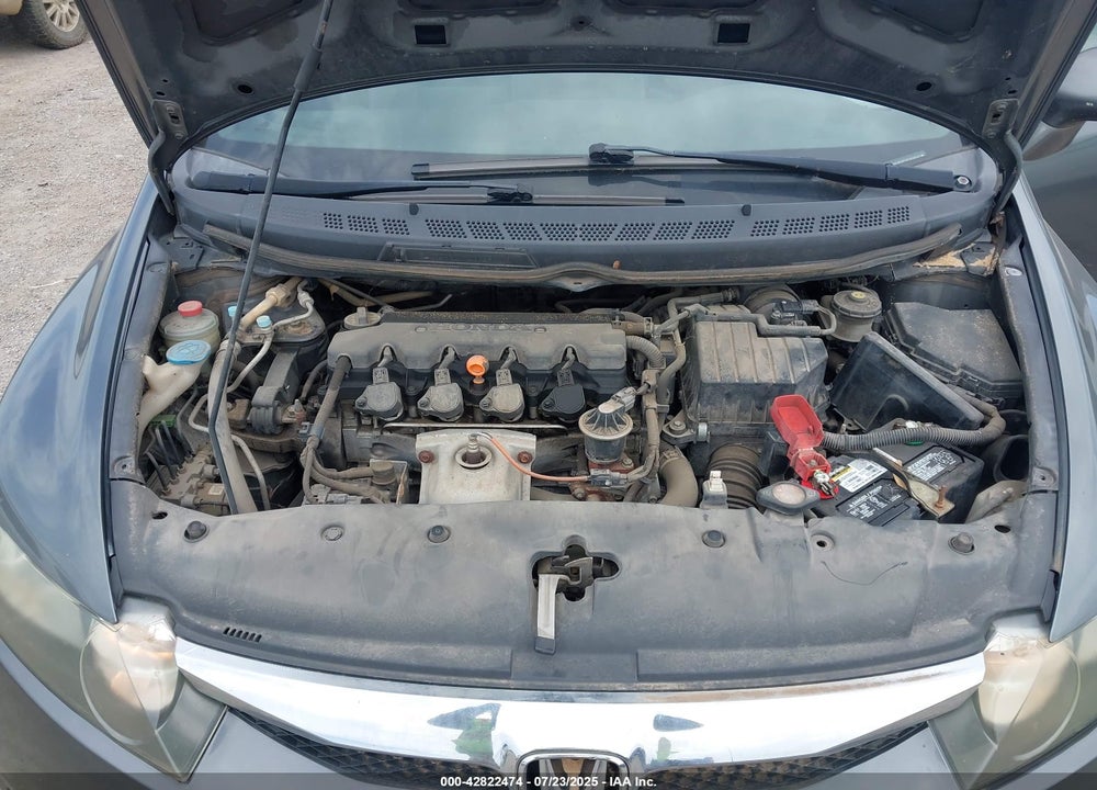 2010 HONDA CIVIC VIN: 2HGFA1F59AH588205