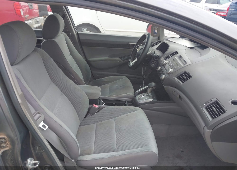 2010 HONDA CIVIC VIN: 2HGFA1F59AH588205