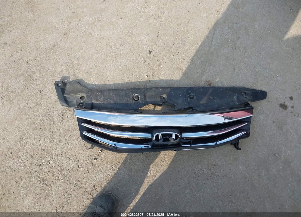 2011 HONDA ACCORD 2.4 EX-L VIN: 1HGCP2F84BA148670