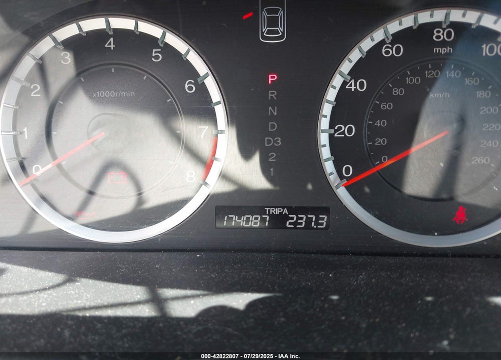 2011 HONDA ACCORD 2.4 EX-L VIN: 1HGCP2F84BA148670