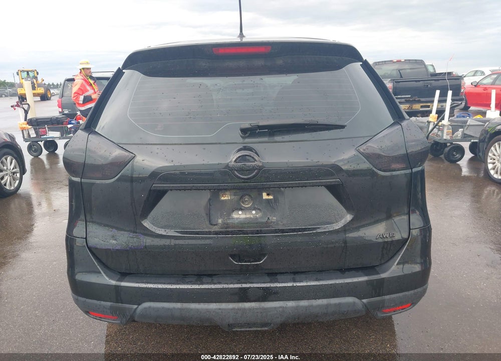 2016 NISSAN ROGUE VIN: 5N1AT2MV0GC761127