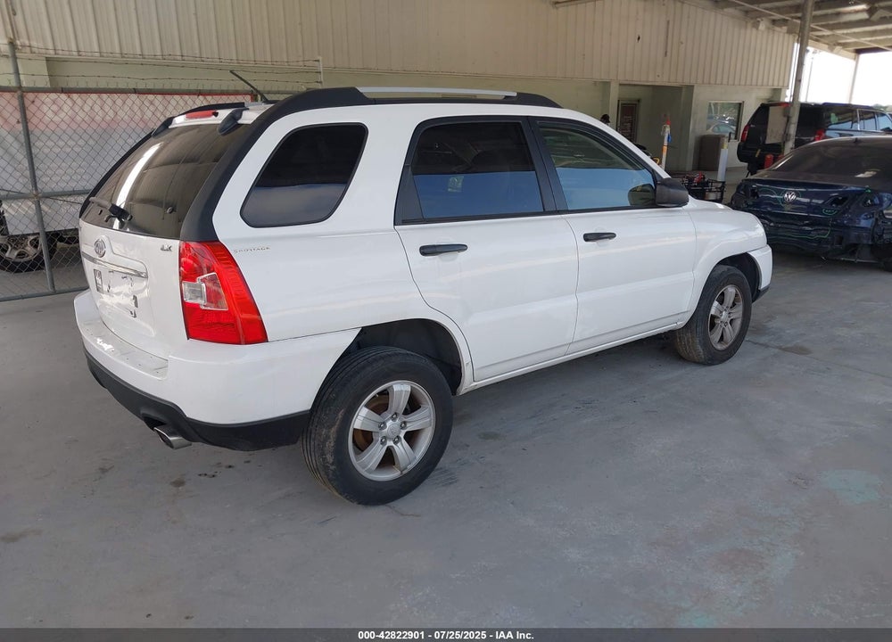 2009 KIA SPORTAGE VIN: KNDJF724497563214
