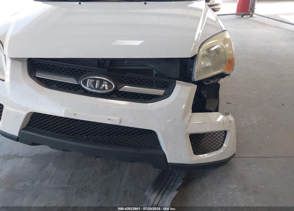 2009 KIA SPORTAGE VIN: KNDJF724497563214