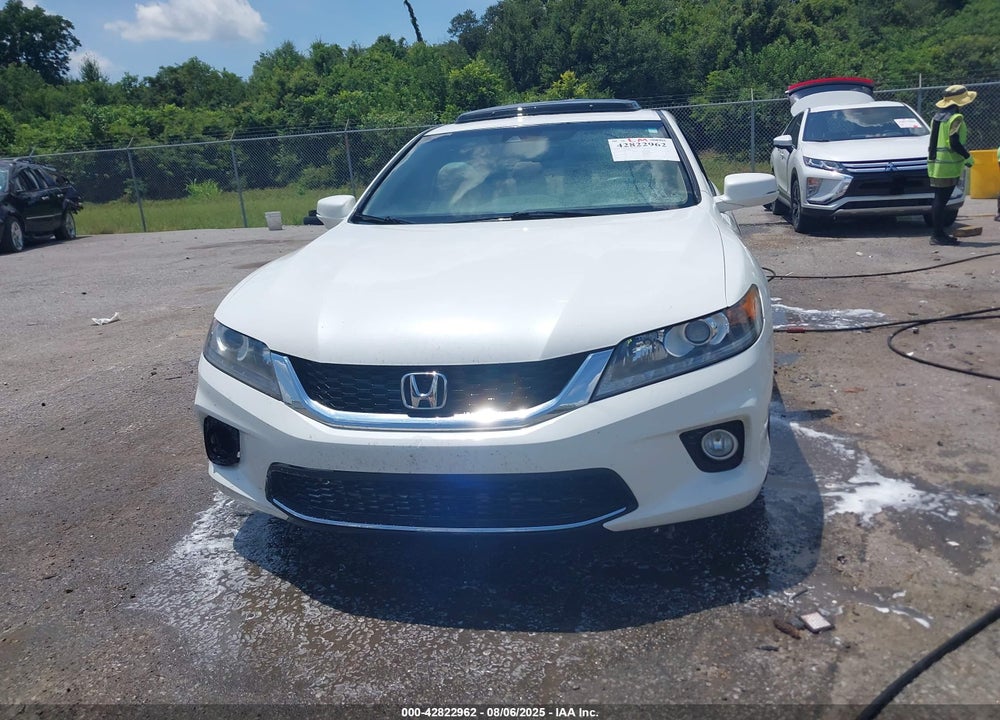 2015 HONDA ACCORD VIN: 1HGCT2B85FA000650