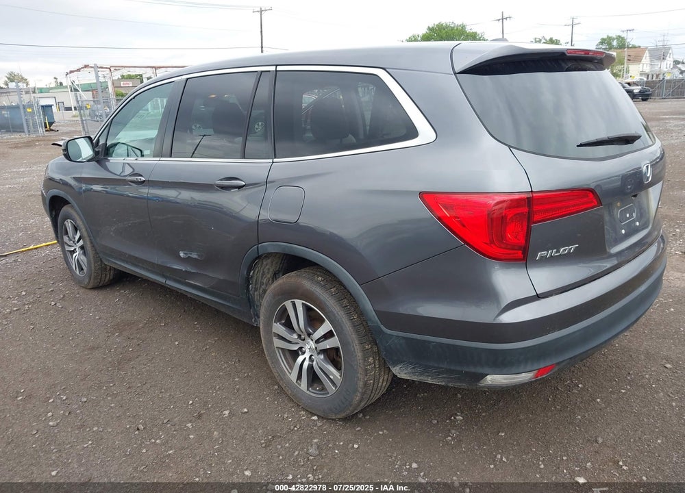 2018 HONDA PILOT VIN: 5FNYF6H30JB023977